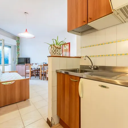 Lägenhetshotell Giannella Beach Residence Apartment 3*