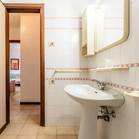 Lägenhetshotell Giannella Beach Residence Apartment 3*