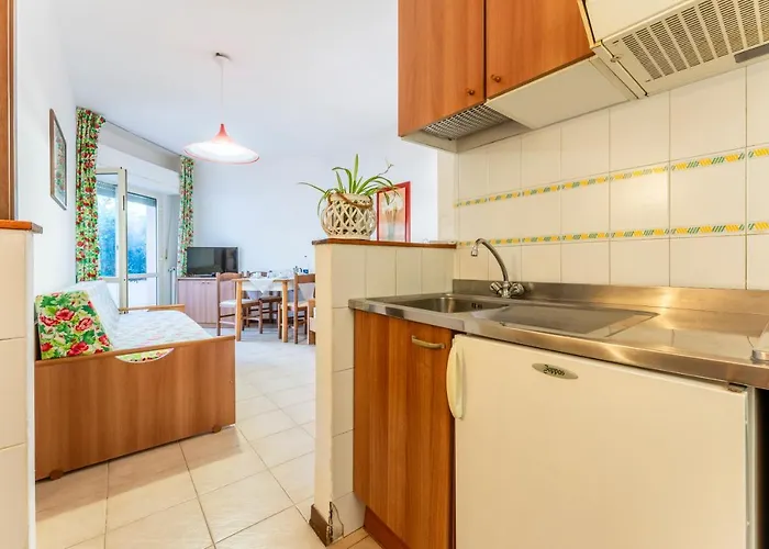 アパートホテル Giannella Beach Residence Apartment 3*