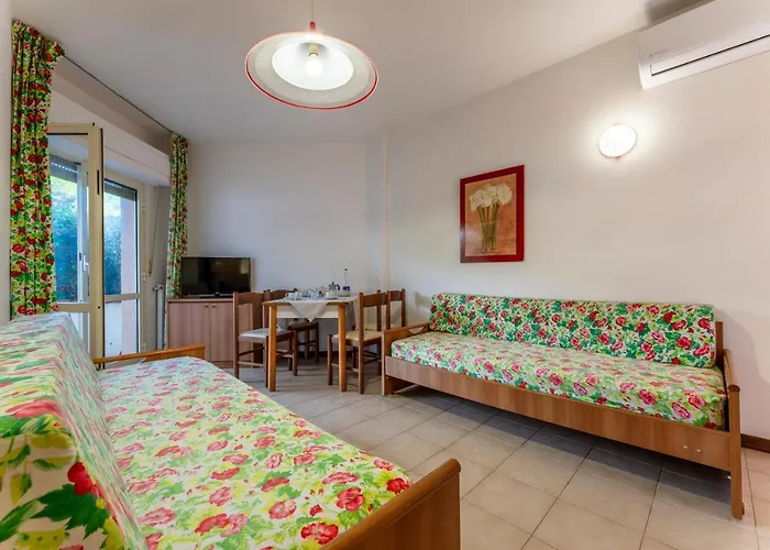 Giannella Beach Residence Apartment 3*